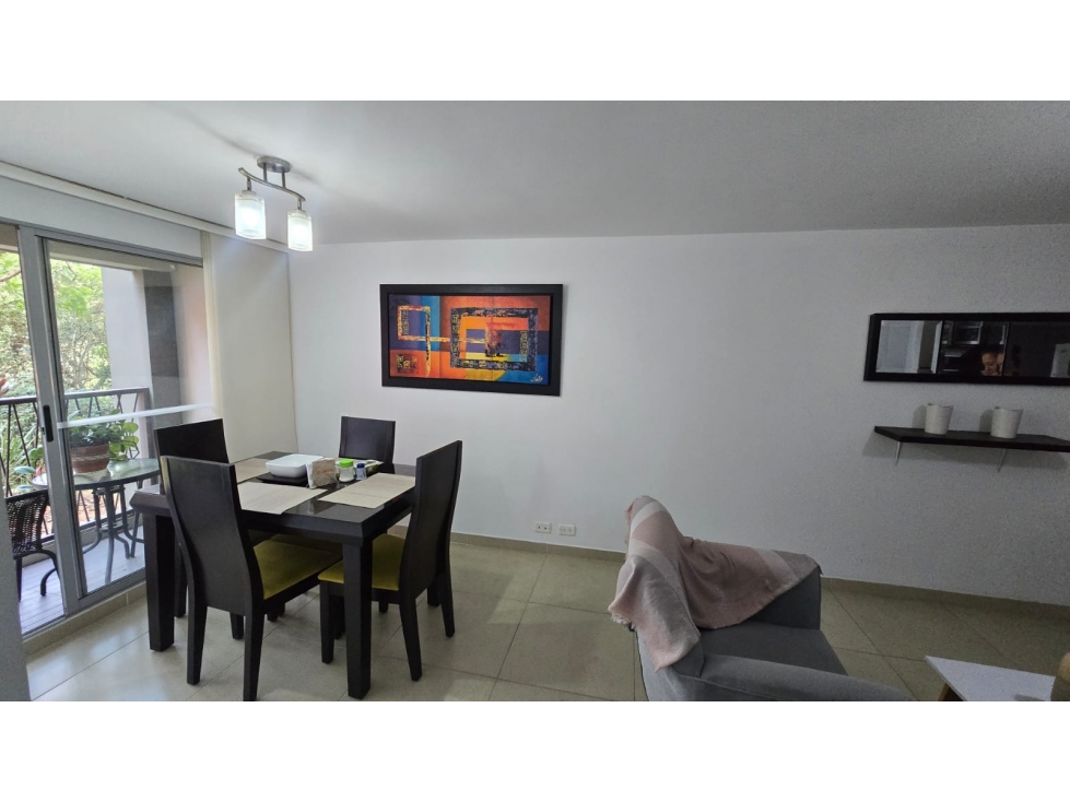 SE VENDE APARTAMENTO EN LA CASTELLANA CERCA A SANTA GEMA — foto 2