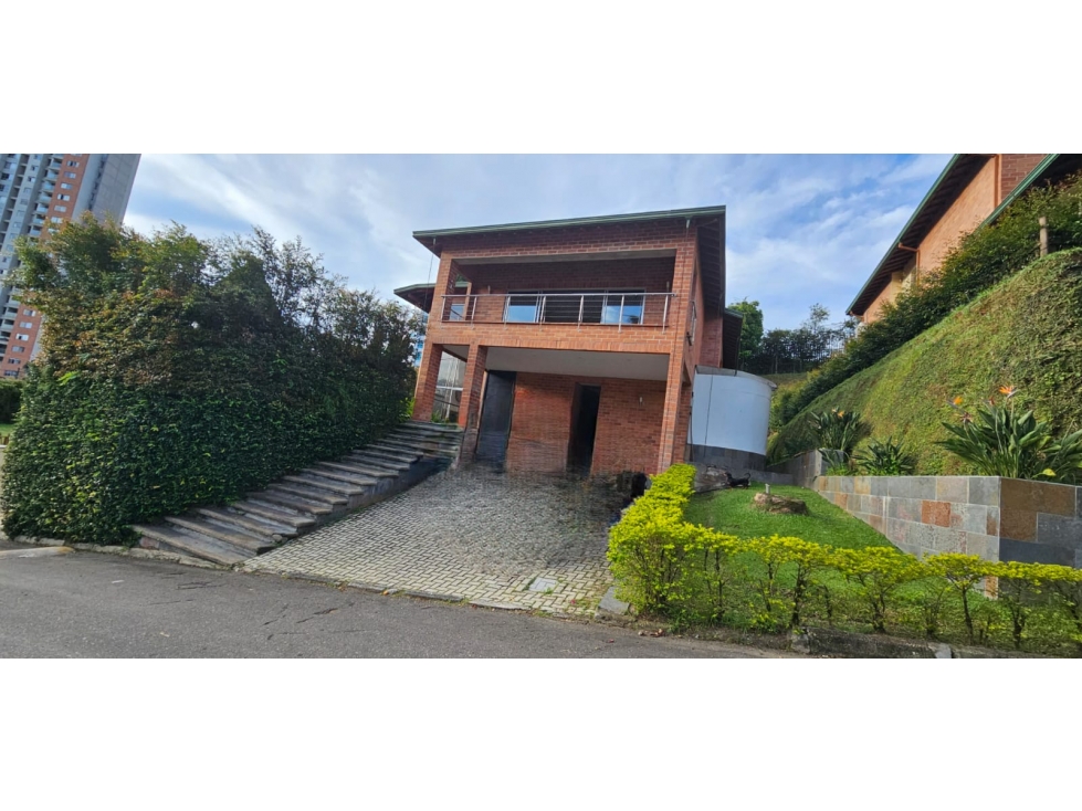 SE VENDE CASA EN SABANETA SECTOR LAS LOMITAS — foto 2