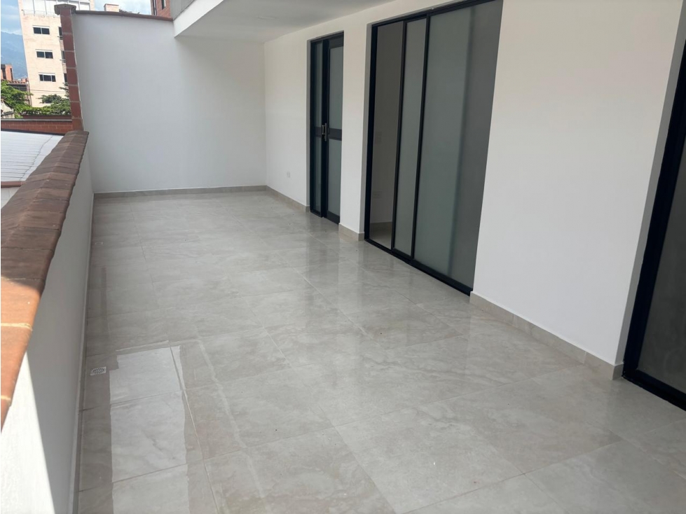 VENTA APARTAMENTO CASTELLNAN PISO BAJO — foto 2