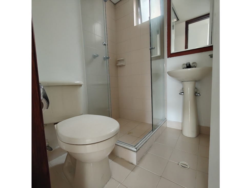 Apartamento en venta El Poblado, sector Loma de San Julián. — foto 6