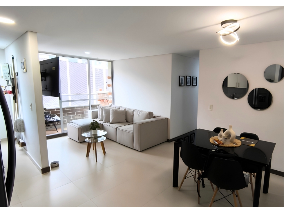 Acogedor apartamento en parte plana de La Doctora, Sabaneta — foto 2