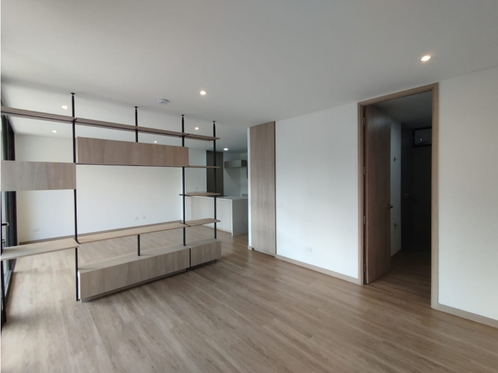 VENDO APARTAESTUDIO RIONEGRO SAJONIA 20 MNTOS DE MEDELLIN — foto 2