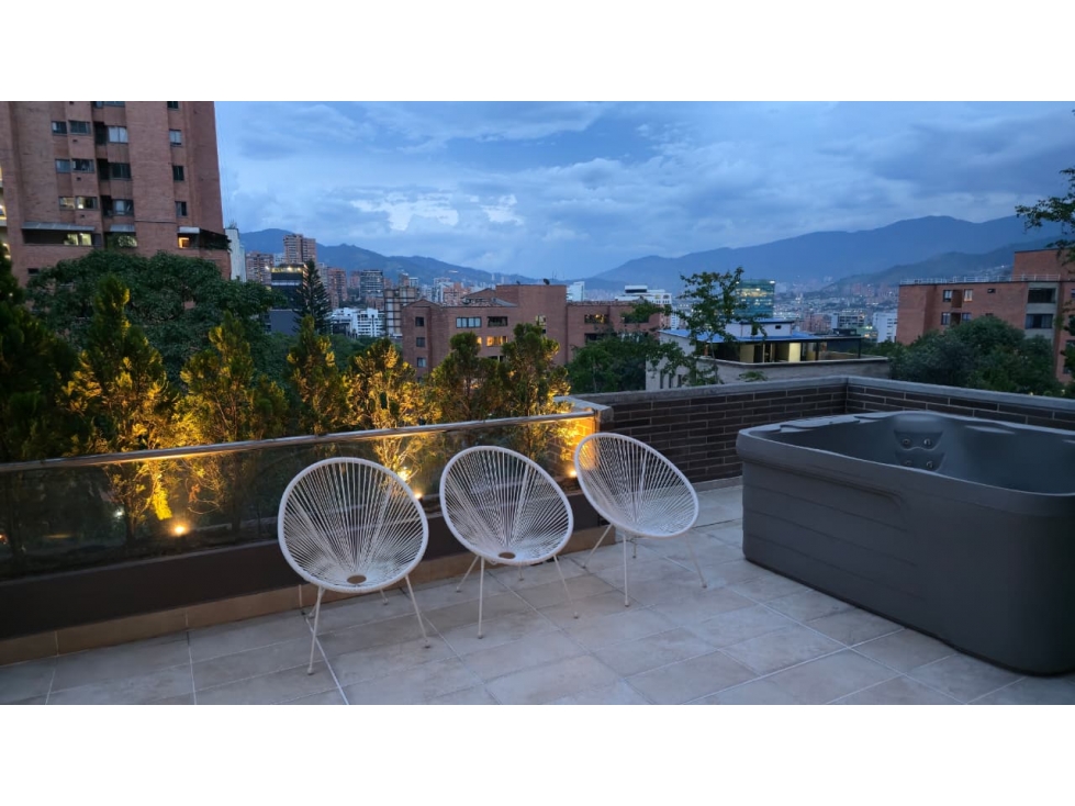 SE VENDE APARTAMENTO EN EL POBLADO - CASTROPOL (PB) — foto 2