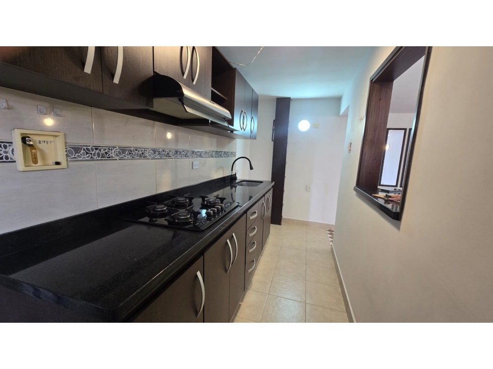 SE VENDE APARTAMENTO EN EL POBLADO - LOMA DE LOS PARRA (PB) — foto 2