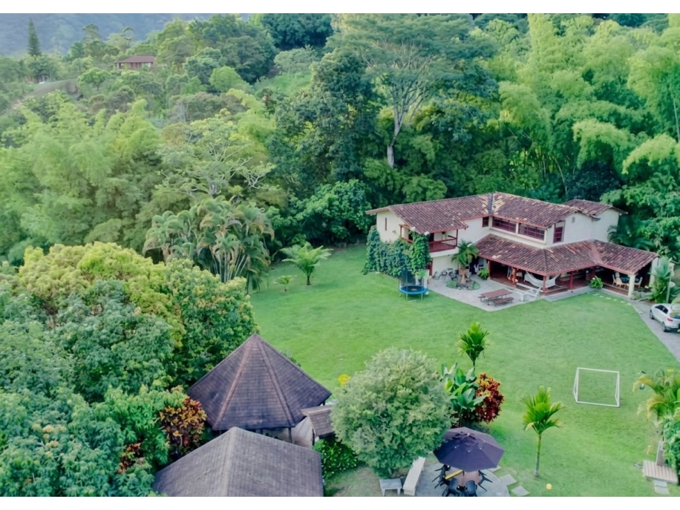 Finca de Recreo en Venta en Amagá | Piscina y Alta Rentabilidad - 1