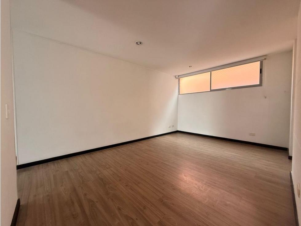 SE VENDE APARTAMENTO EN ENVIGADO LOMA DE LAS BRUJAS (PP) — foto 2