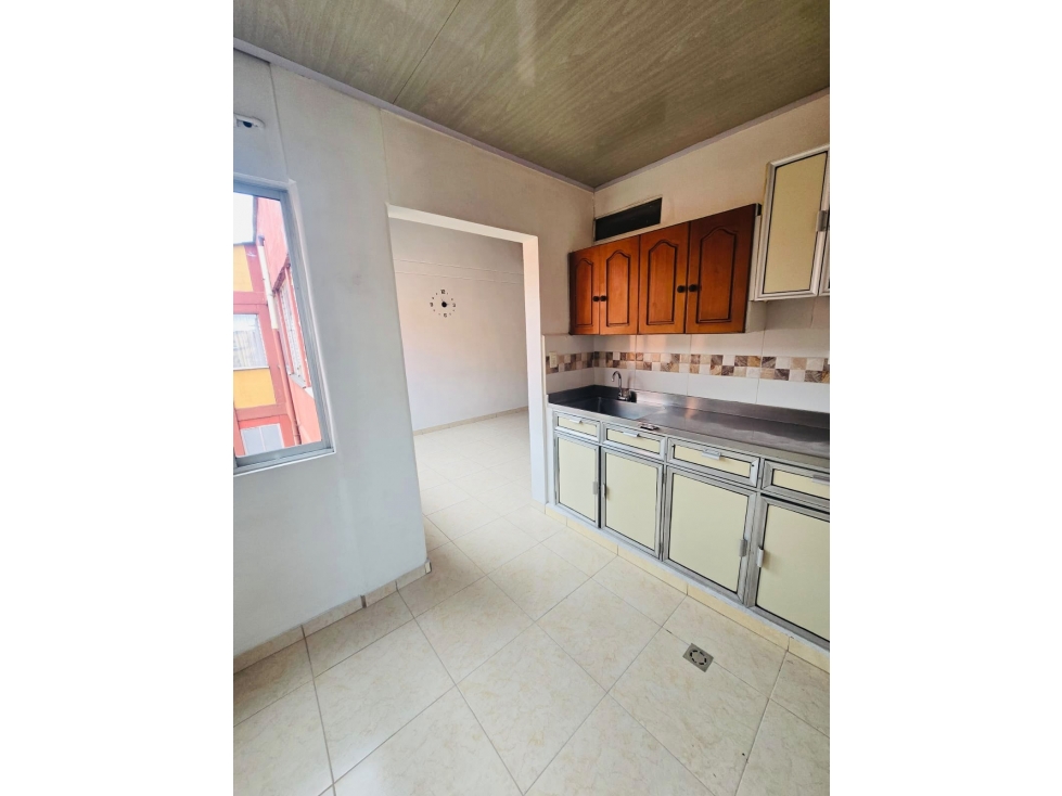 VENDO APARTAMENTO EN ITAGUI BARRIO SIMON BOLIVAR — foto 3
