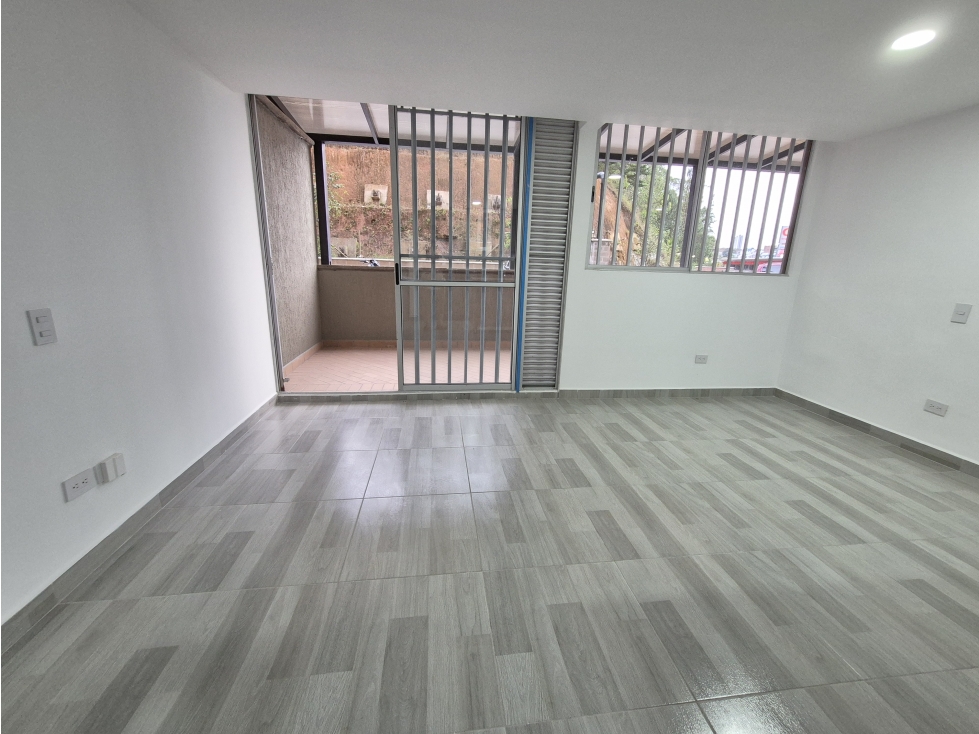 VENDO APARTAMENTO EN RIONEGRO SECTOR VIA DEL TRANVIA — foto 2
