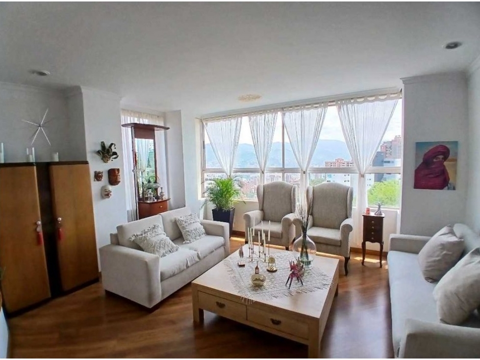SE VENDE APARTAMENTO DÚPLEX EN POBLADO SAN LUCAS (CM) — foto 2