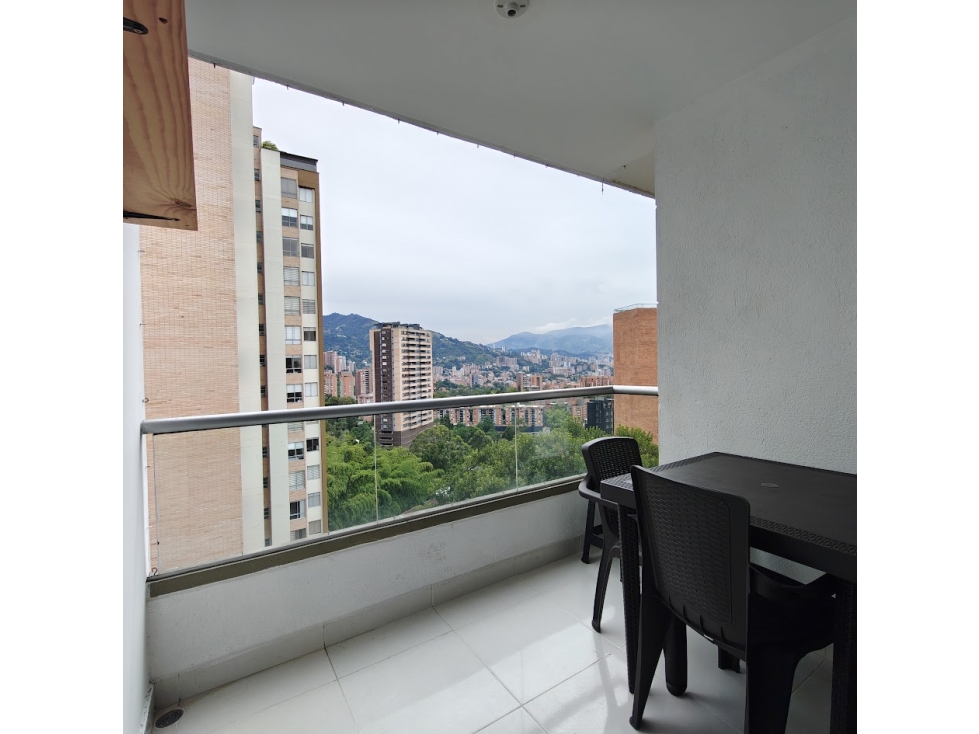 Apartamento en venta Envigado, sector Loma del Esmeraldal.