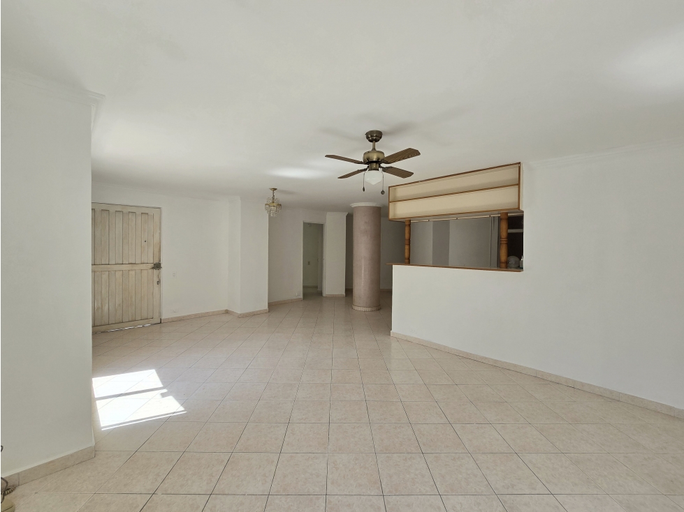 VENTA DE APARTAMENTO LA ALMERIA. — foto 2