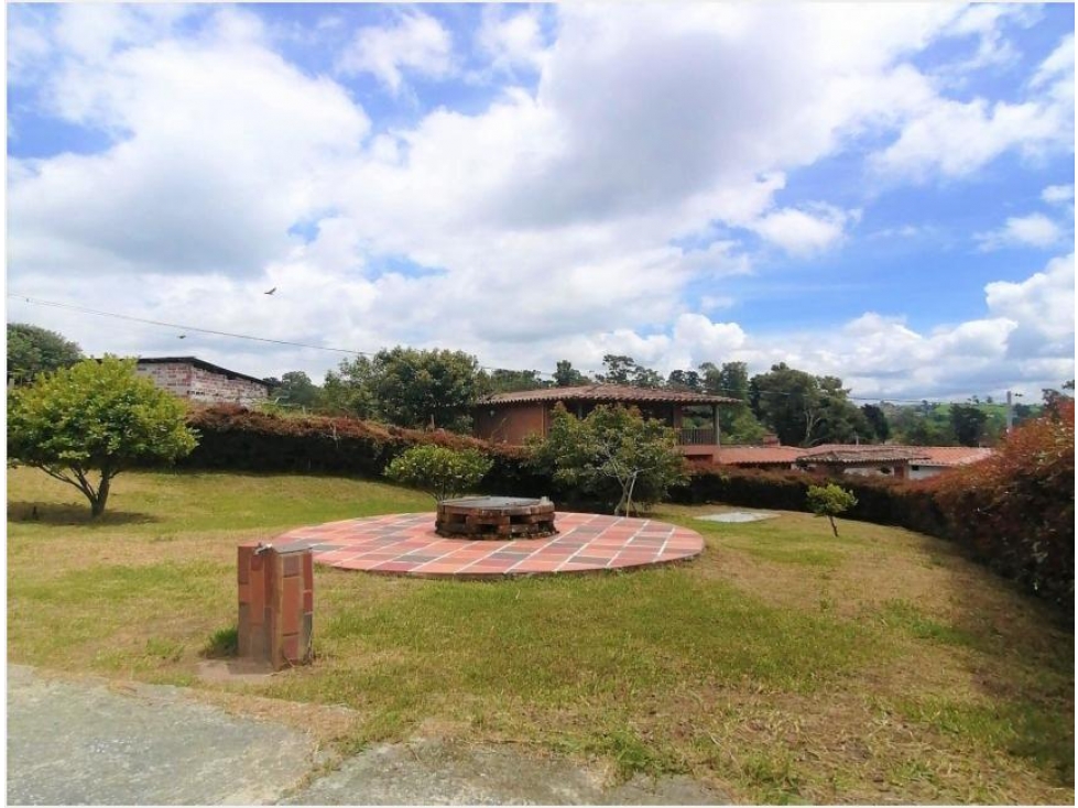 VENDO FINCA EN SAN FELIX CON COLEGA - 2