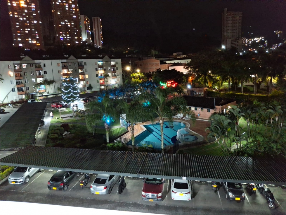 VENDO APARTAMENTO EXCELENTE UBICACION EN PRADOS DE SABANETA — foto 6