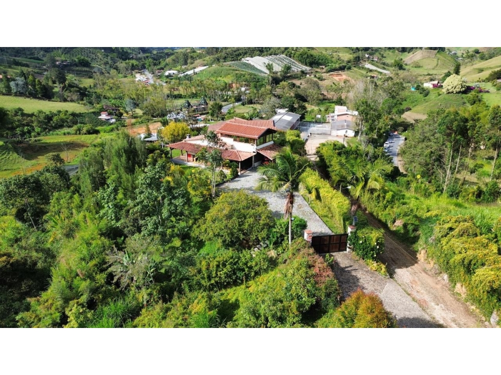 FINCA ESTILO RUSTICO KM 10 VIA MARINILLA EL PEÑOL — foto 3