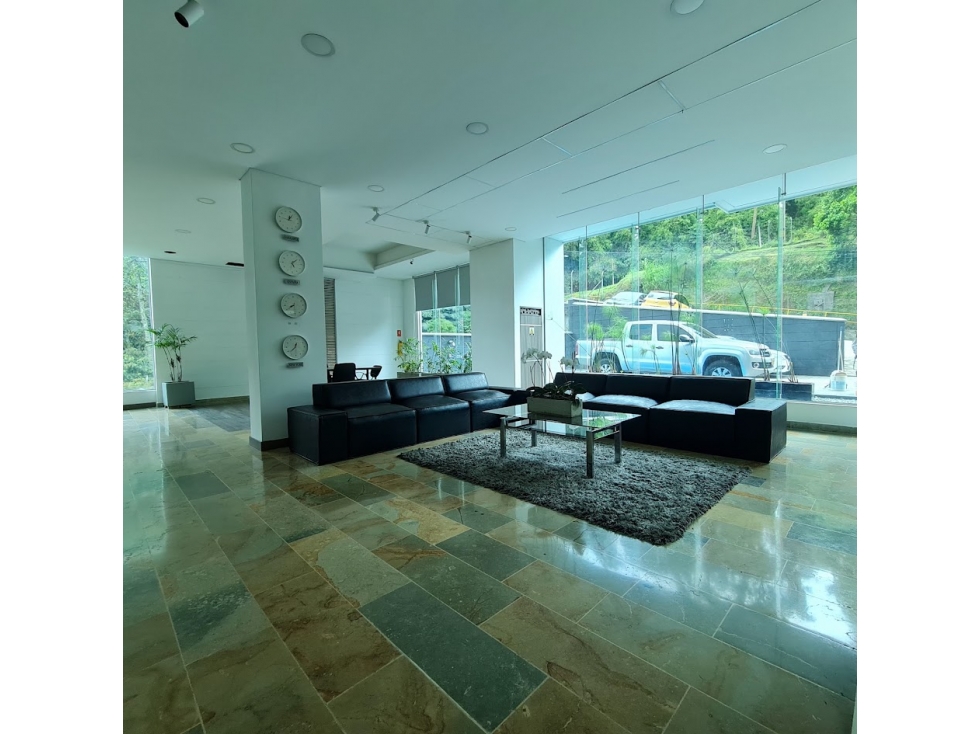 Apartamento en venta Sabaneta, sector Las Lomitas