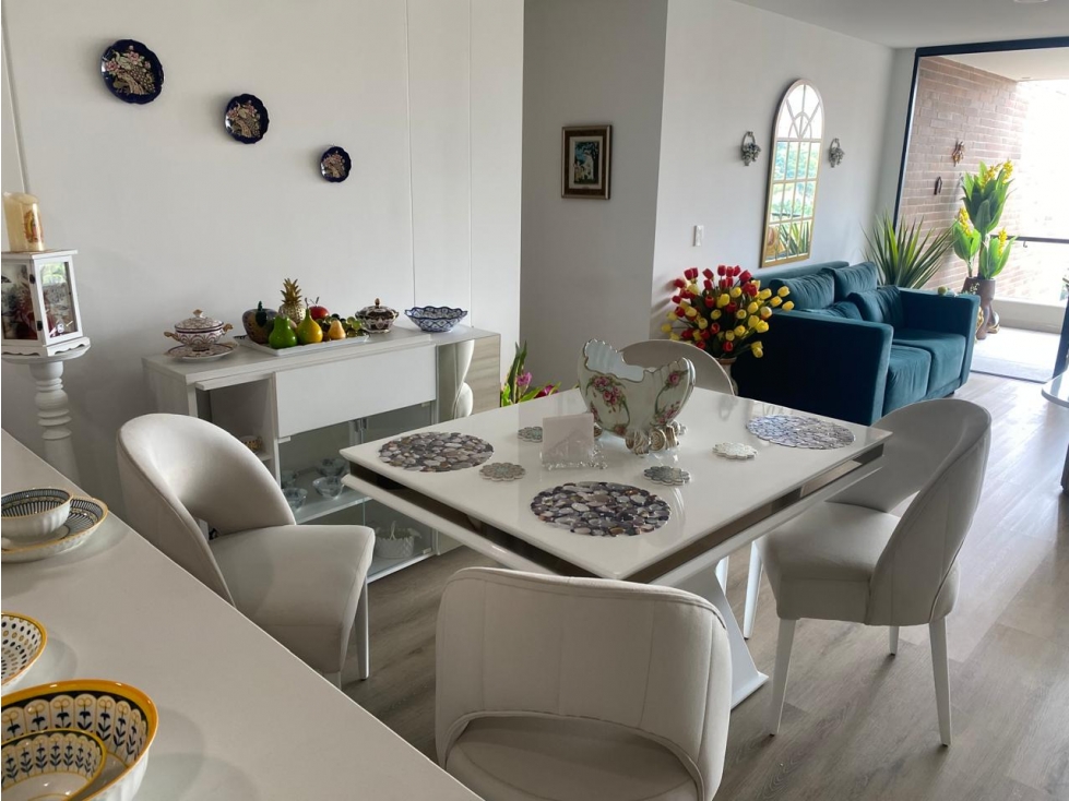 HERMOSO APARTAMENTO EN VENTA EN CUMBRES ENVIGADO