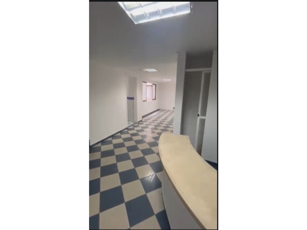 SE ARRIENDA LOCAL 2DO Y 3ER PISO EN ITAGUI - 2