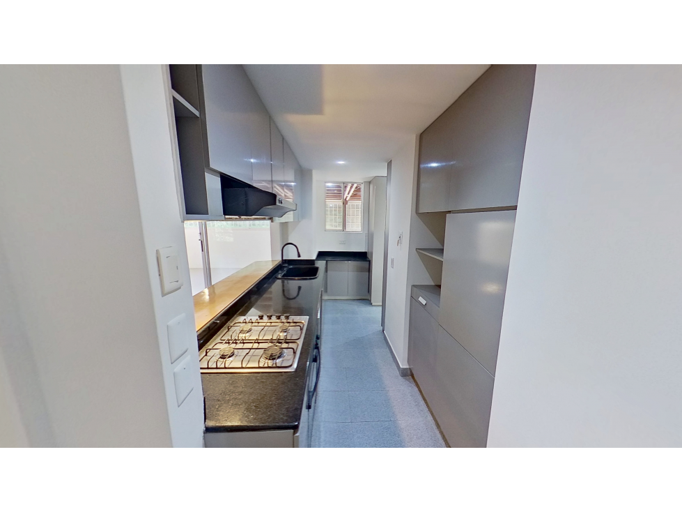 VENTA APARTAMENTO MEDELLIN LOMA LOS BALSOS. — foto 4