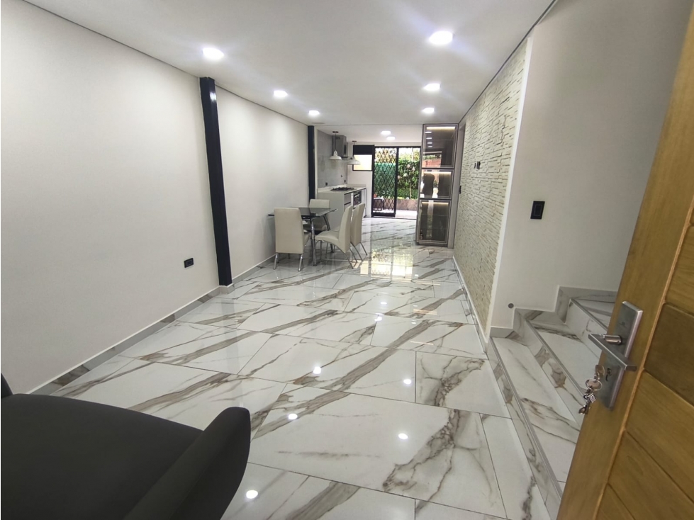 VENTA DE CASA DE 3 NIVELES SURAMERICA — foto 5