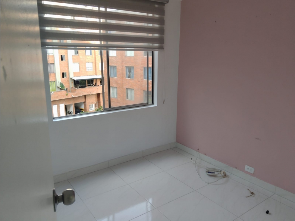 LINDO APARTAMENTO EN VENTA EN ROBLEDO VILLAFLORA-CERCA AL FERRINI — foto 4