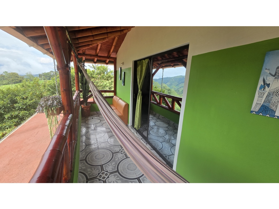 SE VENDE FINCA EN YOLOMBÓ - 2