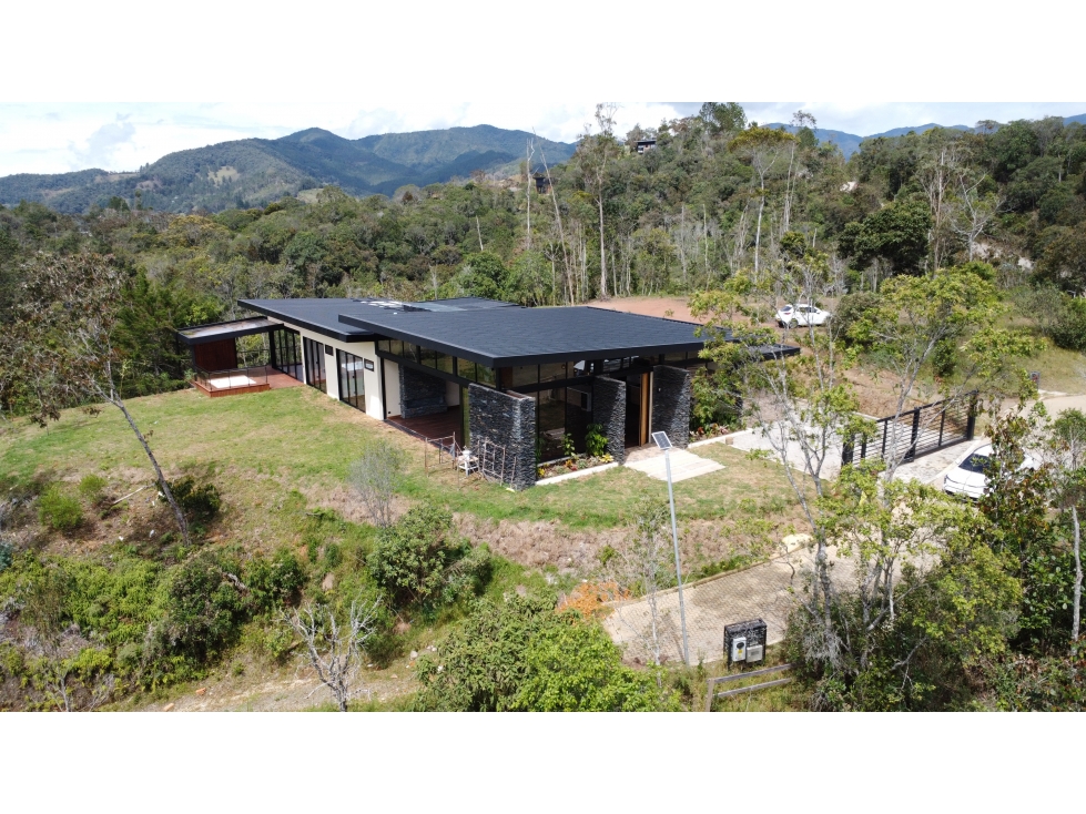 SE VENDE CASA CAMPESTRE EN EL RETIRO VEREDA PANTANILLO — foto 2