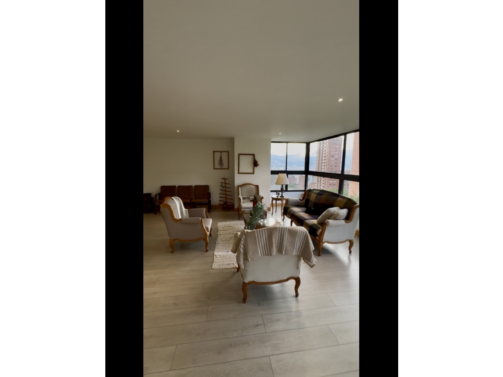 VENTA DE HERMOSO APARTAMENTO EN EL POBLADO, LOMA LOS BALSOS — foto 4