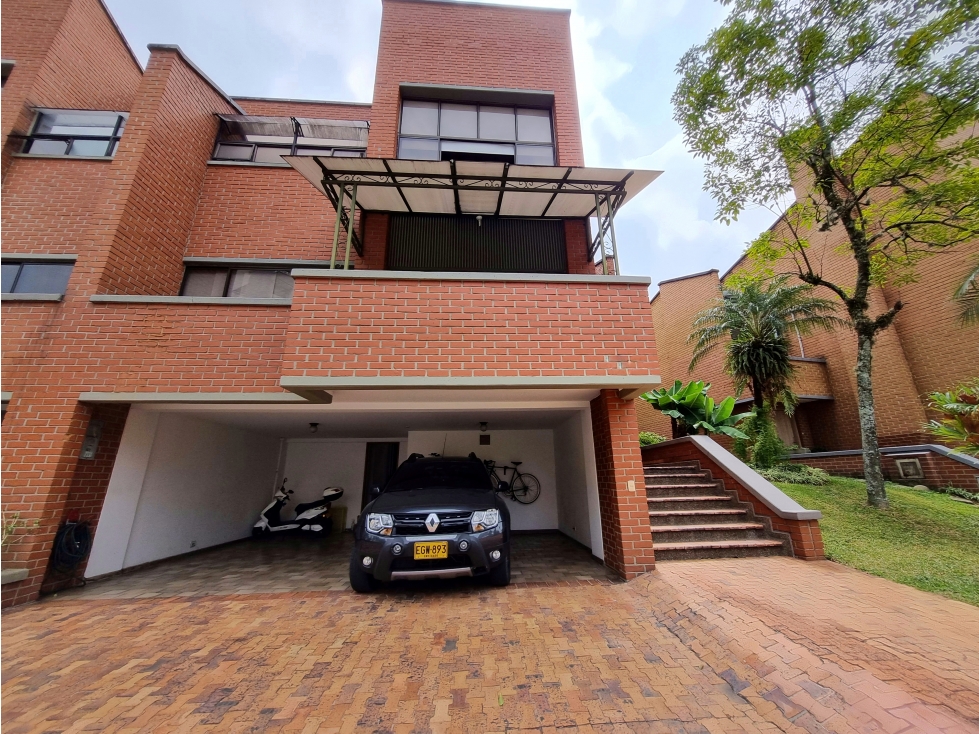 CASA EN VENTA EN EL POBLADO SECTOR LOS GONZALEZ