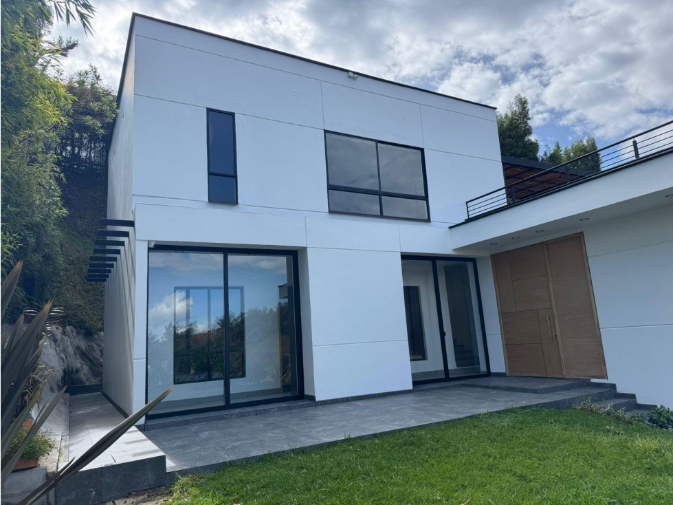 Casa en venta Loma del Escobero Envigado