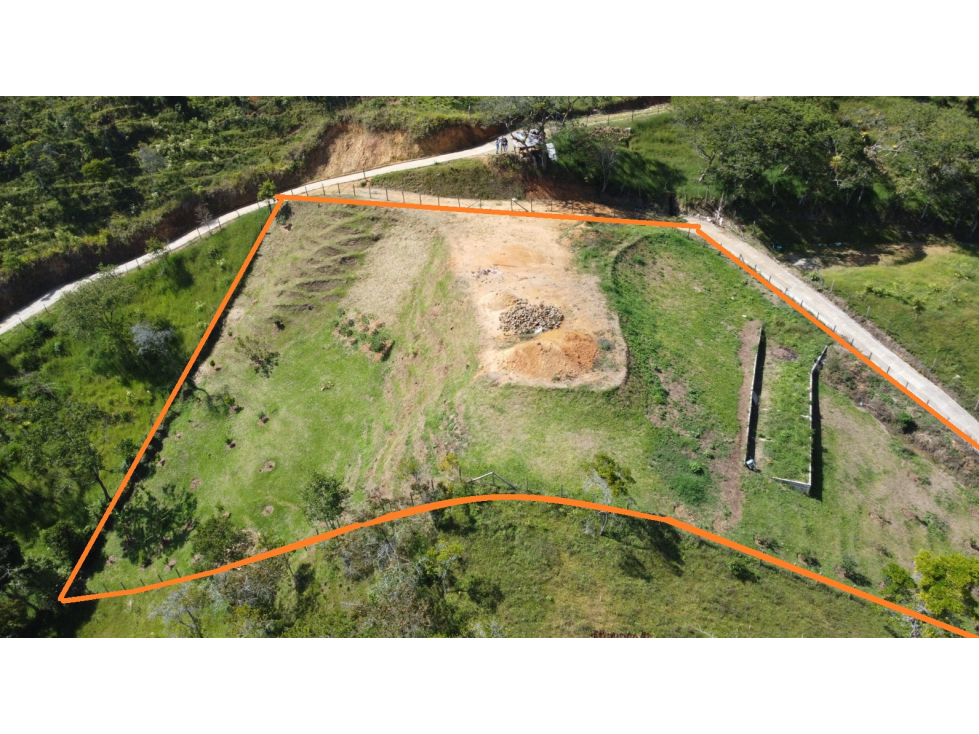 SE VENDE LOTE EN GIRARDOTA - HERMOSA PANORÁMICA - 2