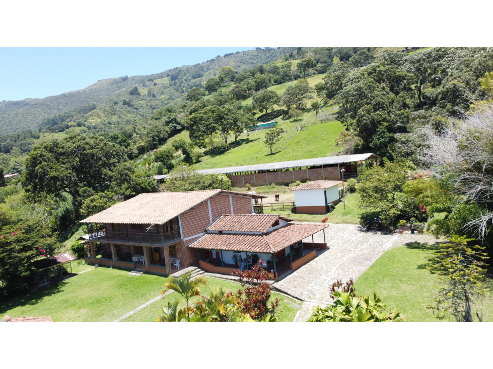 SE VENDE FINCA CABALLISTA EN GIRARDOTA - 1