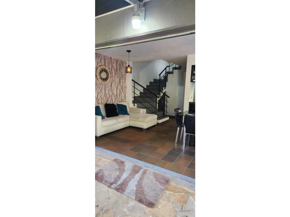 VENDO CASA DE 3 NIVELES EN SAN JERONIMO EN UNIDAD RESIDENCIAL - 6