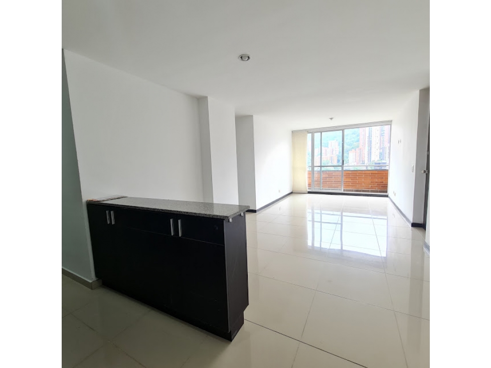 Apartamento en venta El Poblado, sector Ciudad del río. — foto 6