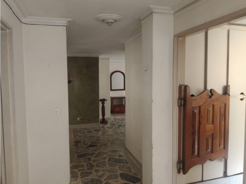 APARTAMENTO CON AMPLIOS ESPACIOS EN VENTA EN EL CORAZÓN DE LAURELES — foto 5