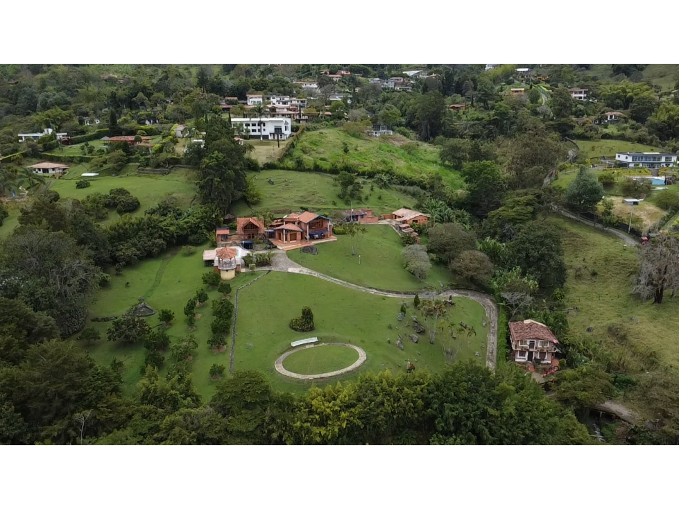 SE VENDE CASA CAMPESTRE EN COPACABANA - PRECIO DE OPORTUNIDAD