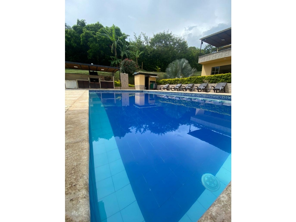 SE VENDE CASA CAMPESTRE EN SOPETRAN