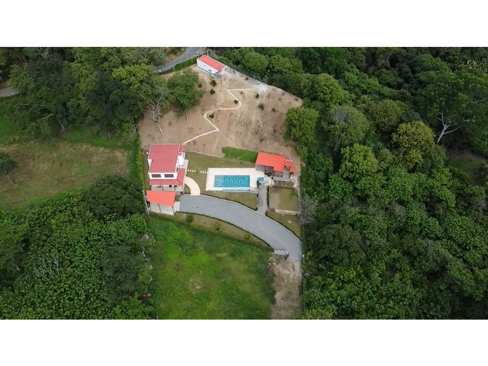SE VENDE CASA CAMPESTRE EN SOPETRAN COMO NUEVA
