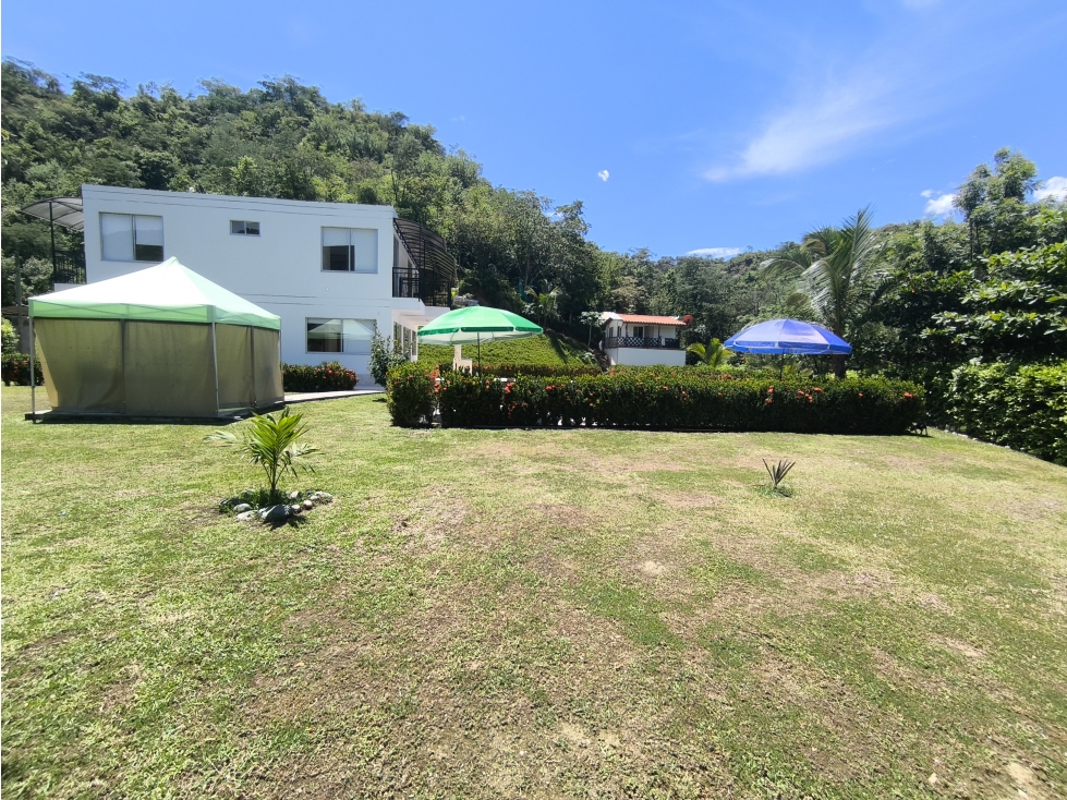 VENTA DE FINCA VACACIONAL EN EL GAITERO SOPETRÁN, ANTIOQUIA — foto 3