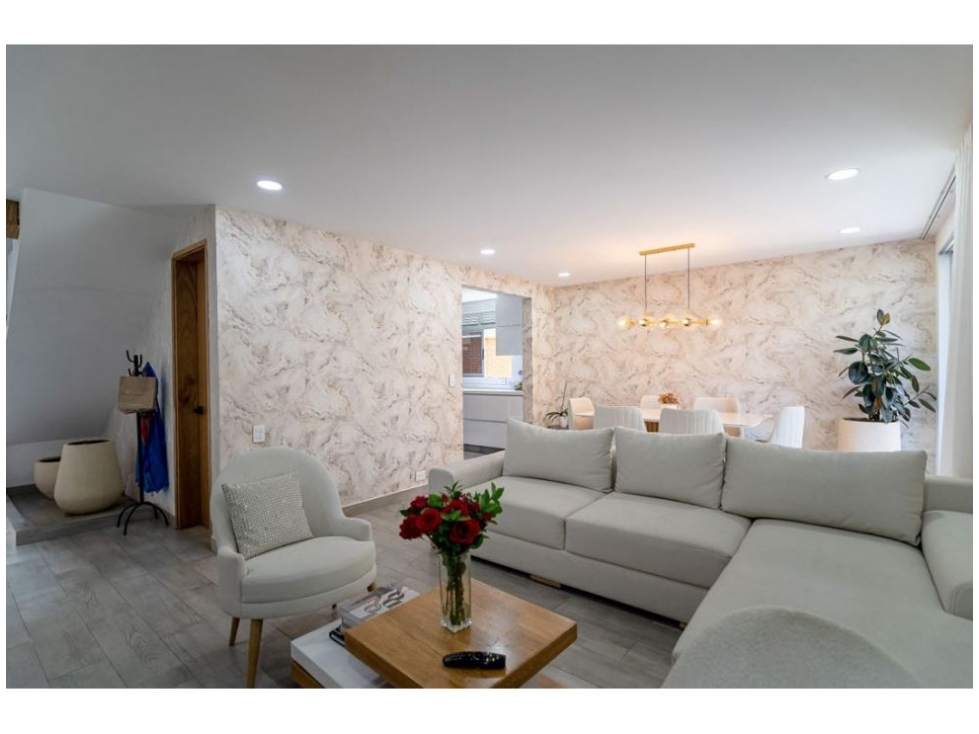 CASA ENVIGADO SECTOR LOMA DE LOS BENEDICTINOS — foto 4