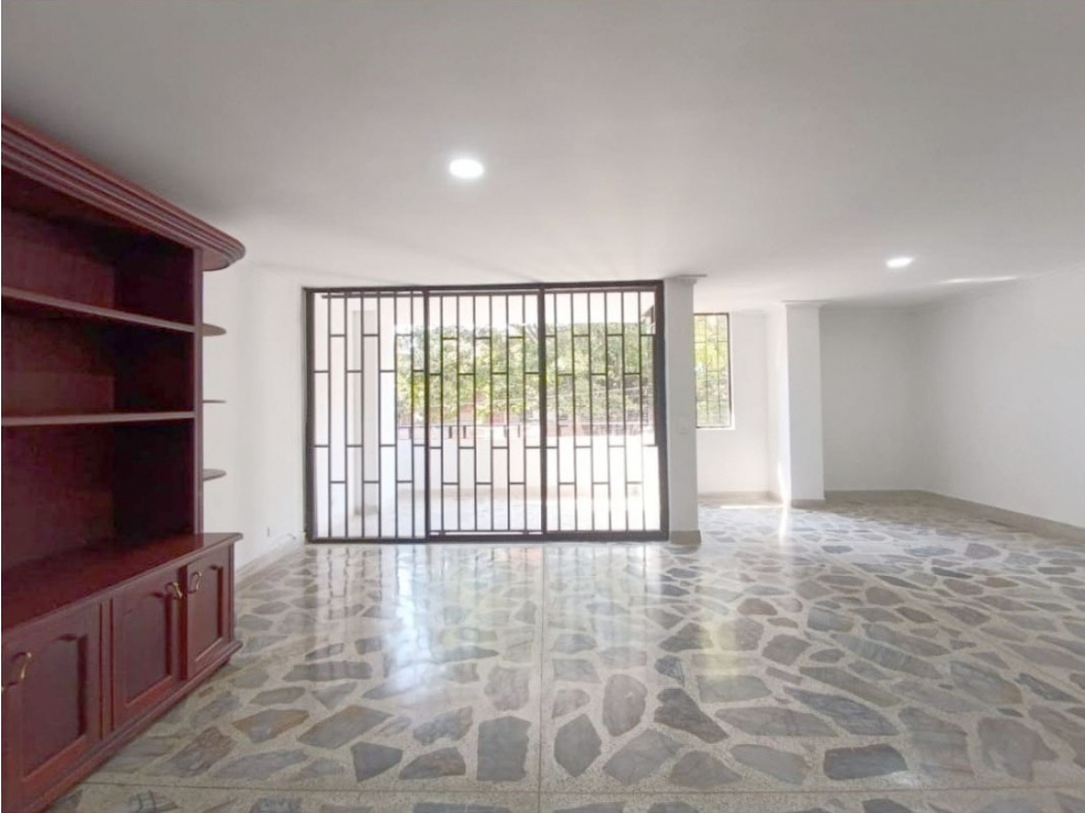 VENTA DE APARTAMENTO EN LAURELES. — foto 3