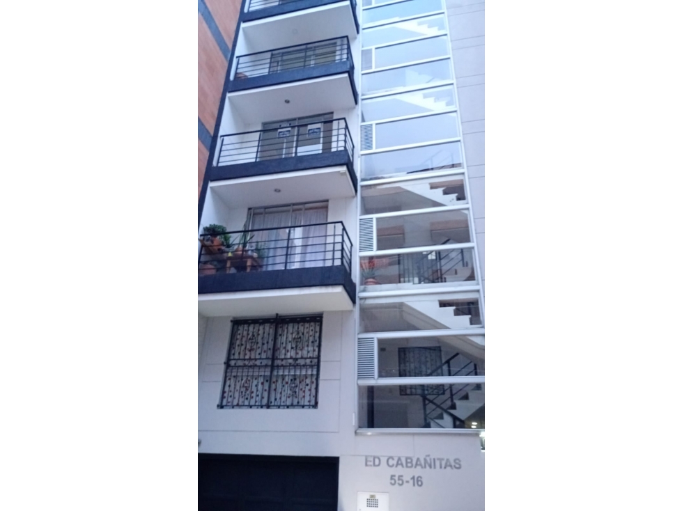 HERMOSO APARTAMENTO CABAÑAS