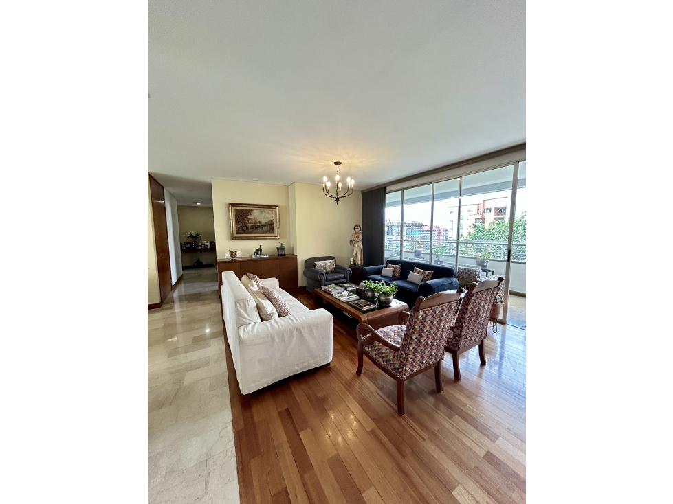 VENTA DE HERMOSO APARTAMENTO EN MEDELLIN, LOS GONZALES — foto 4