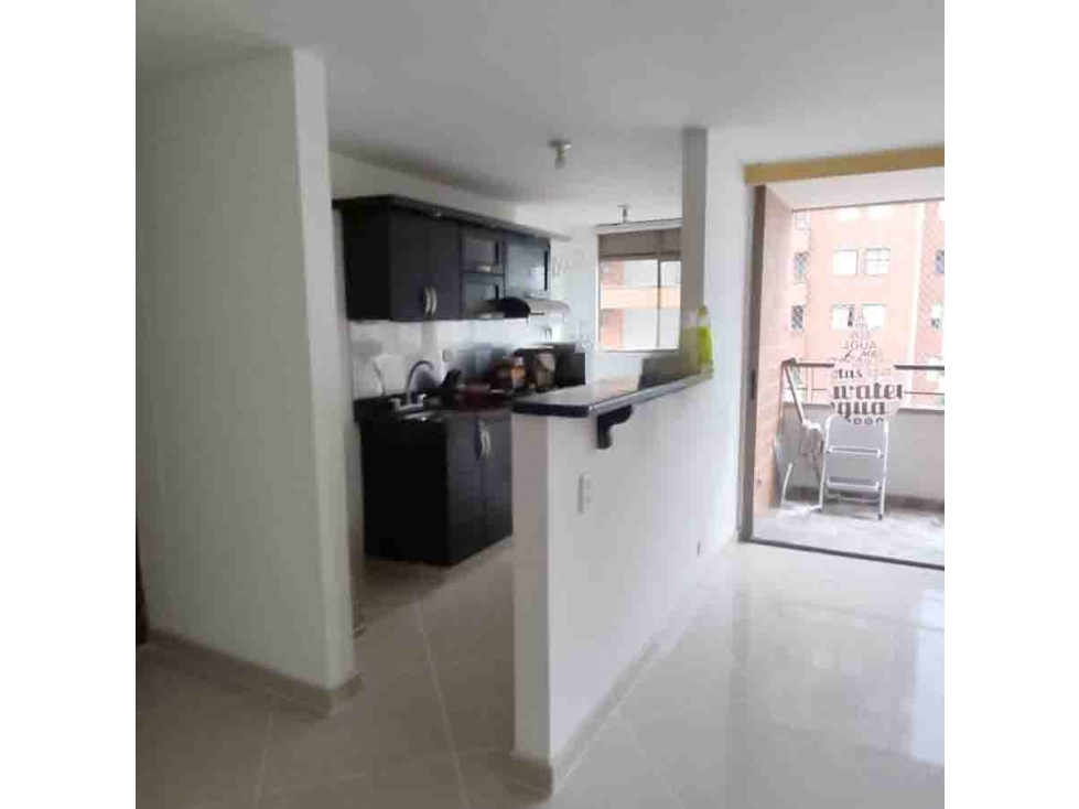 VENTA DE APARTAMENTO EN LA LOMA DEL INDIO. — foto 3