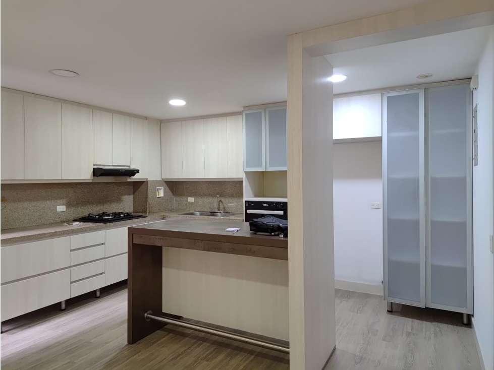 VENTA DE APARTAMENTO EN ENVIGADO, LOMA DEL CHOCHO