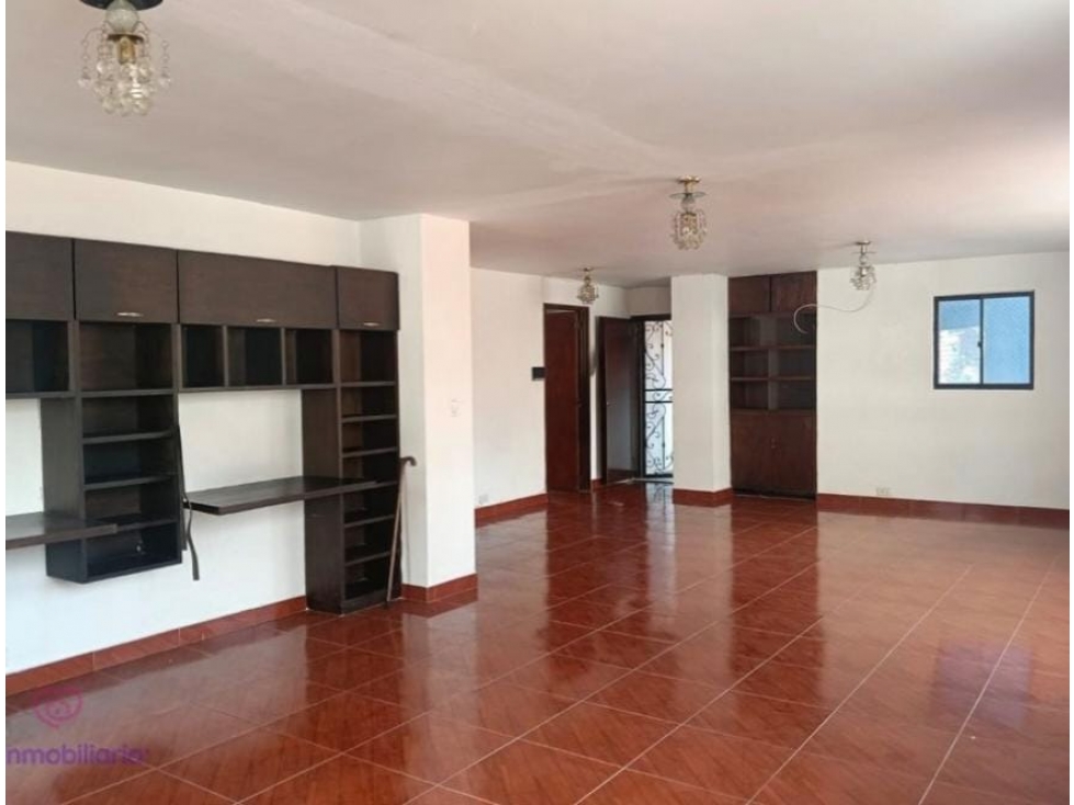 VENDO APARTAMENTO EL EL CENTRO