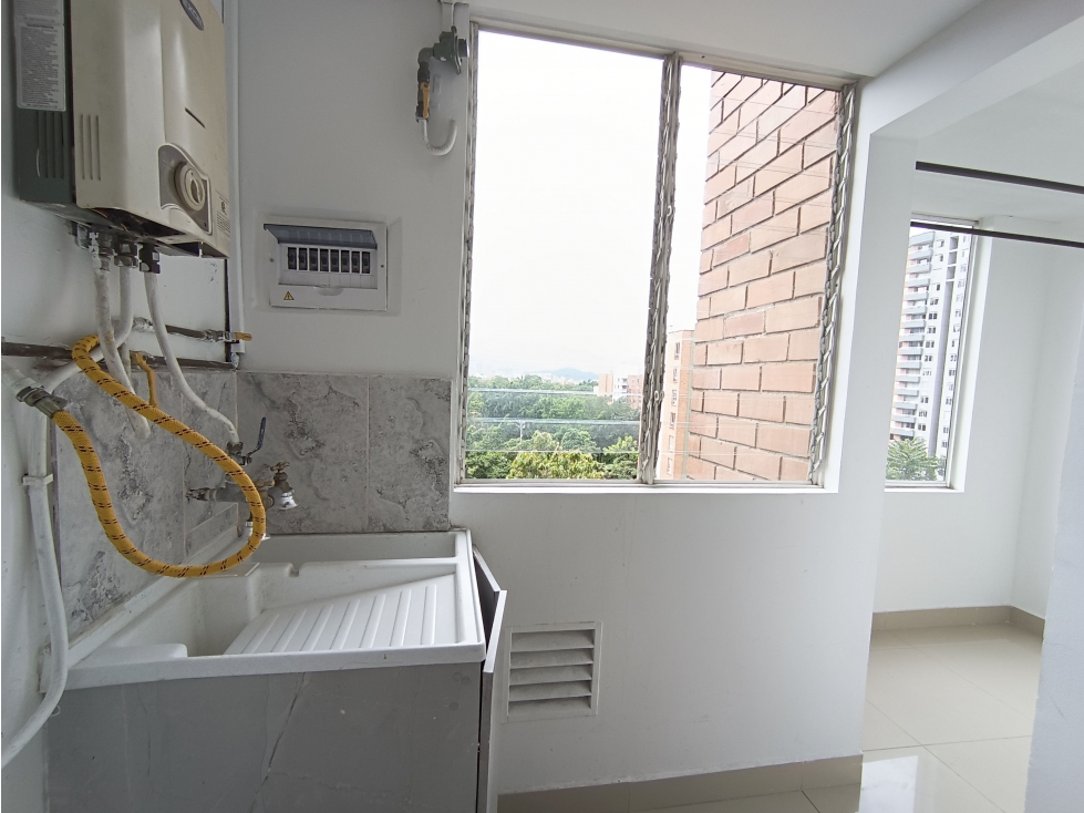 VENTA DE APARTAMENTO EN LA LOMA DE LOS BERNAL (VILLA VERDE II). — foto 3