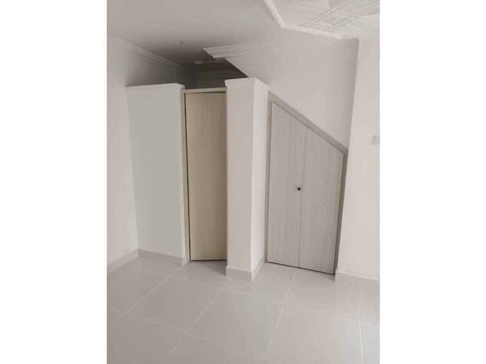 VENTA DE CASA EN OBRERO BELLO 1ER PISO CON GARAJE "HERMOSA" — foto 6