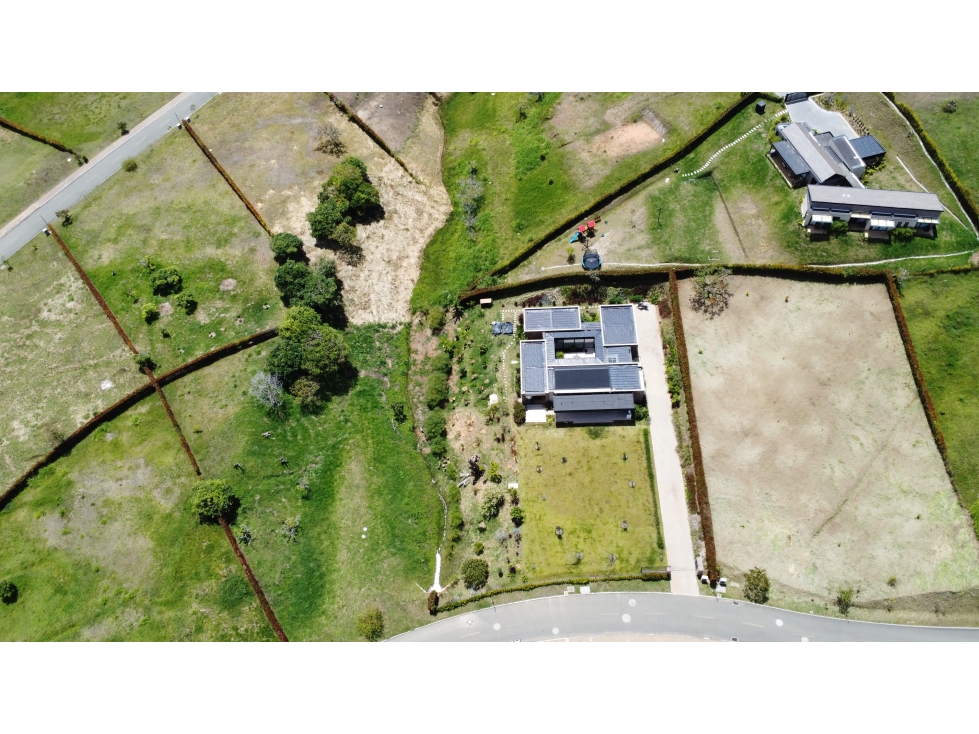 SE VENDE CASA CAMPESTRE EN LA CEJA VIA SAN ANTONIO DE PEREIRA — foto 3