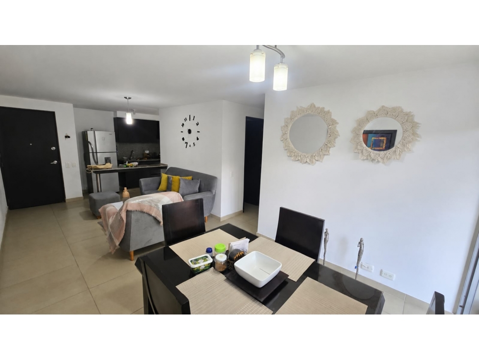 SE VENDE APARTAMENTO EN LA CASTELLANA CERCA A SANTA GEMA — foto 3