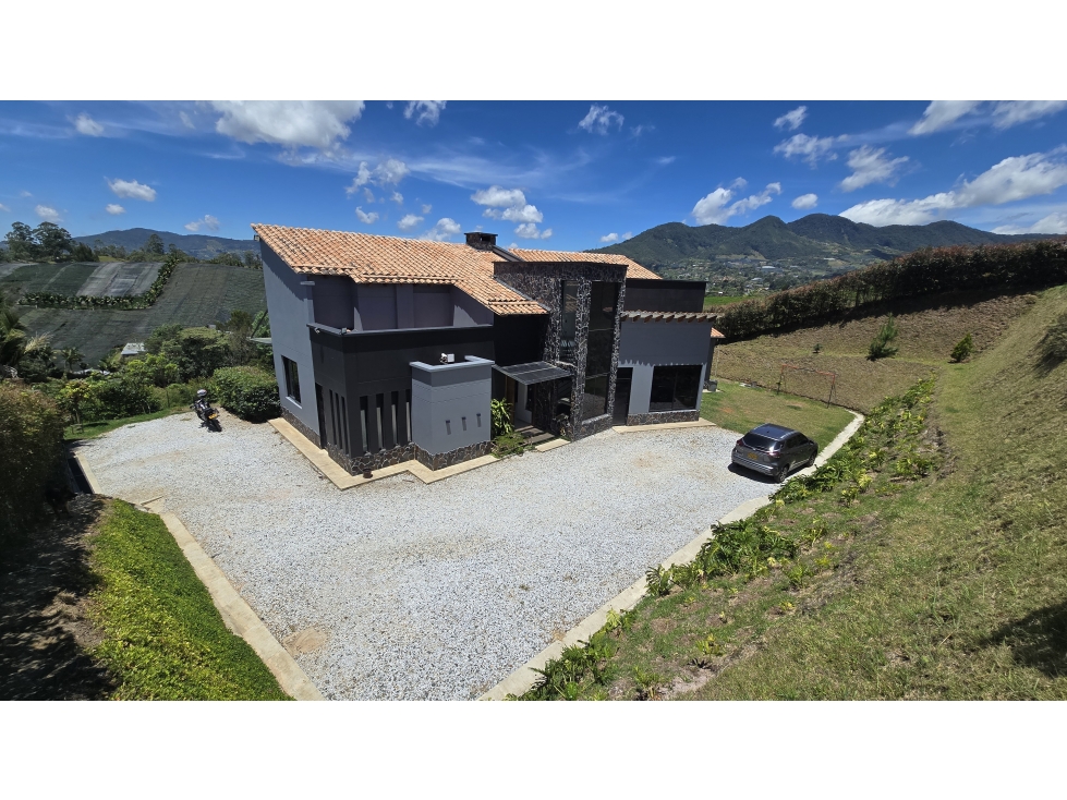 SE VENDE CASA CAMPESTRE EN EL CARMEN DE VIBORAL VIA SAN ANTONIO — foto 3